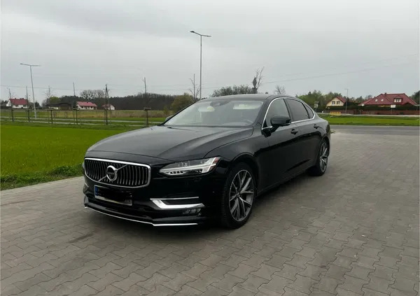 samochody osobowe Volvo S90 cena 95940 przebieg: 175000, rok produkcji 2018 z Toruń